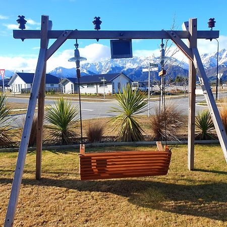 瓦纳卡Hawea Heaven: Superking Beds + Hot Tub + Mountain别墅 外观 照片